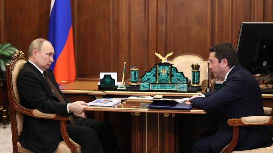 Президент России Владимир Путин и губернатор Андрей Чибис обсудили социально-экономическое развитие Мурманской области
